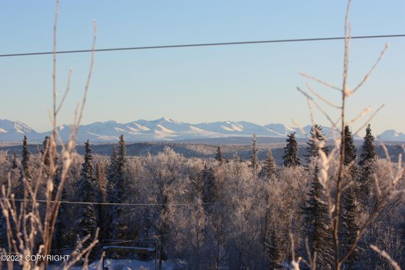 713 Cahill Ln, Soldotna, AK 99669